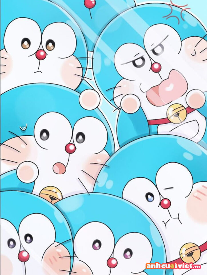 Doraemon - một nhân vật tuổi thơ của rất nhiều người. Là một chú mèo máy có màu xanh, với thân hình tròn ủm, mũm mĩm và rất thích ăn bánh rán. 