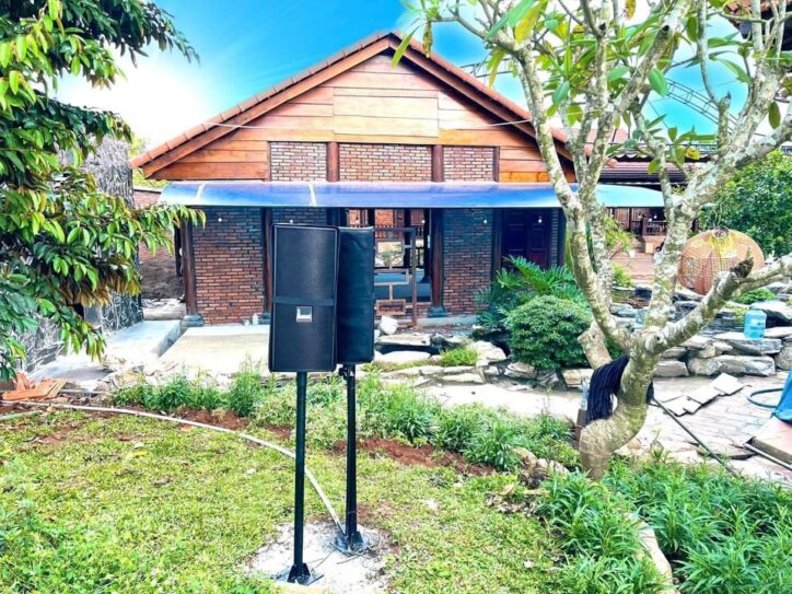 Tiêu chí đánh giá dàn âm thanh cho quán cafe sân vườn